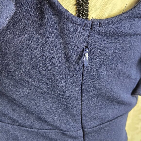 Knitee Size Small Navy Blue Sheath Dress Ruffles at Shoulders Split V Neck NWT - Picture 8 of 16